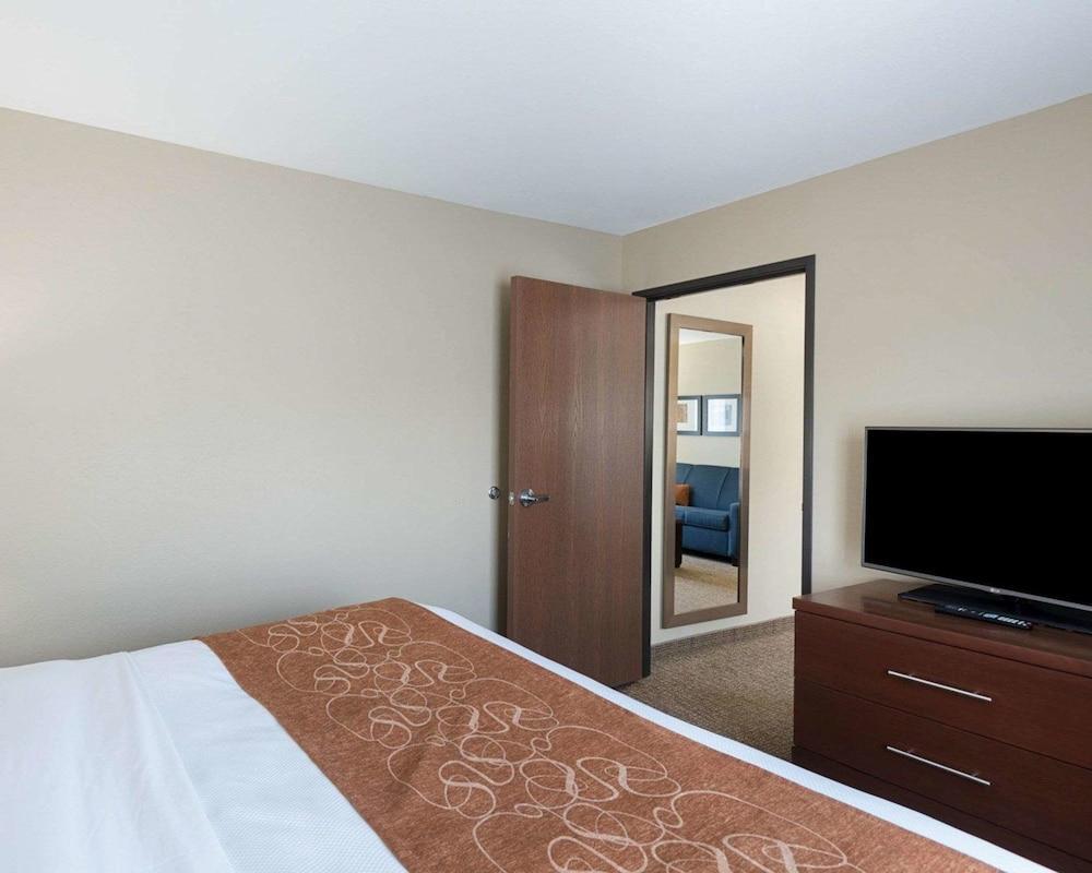 Comfort - Clarksburg Hotel 3*